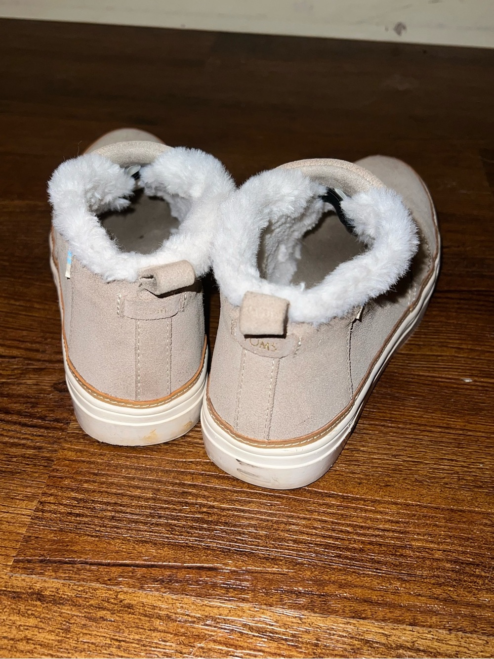 Toms Slip On Paxton Suede Beige Faux Fur Lined Comfort Sneaker Boots Size 9 - Picture 6 of 10